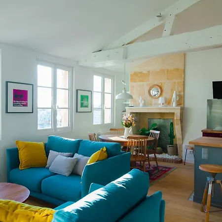 La Loge Du 12 アパート *